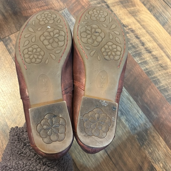 B.O.C red leather small heel loafers size 6.5 - Picture 5 of 6